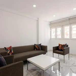 https://apt-maria-zambrano.hotelsinnerja.org